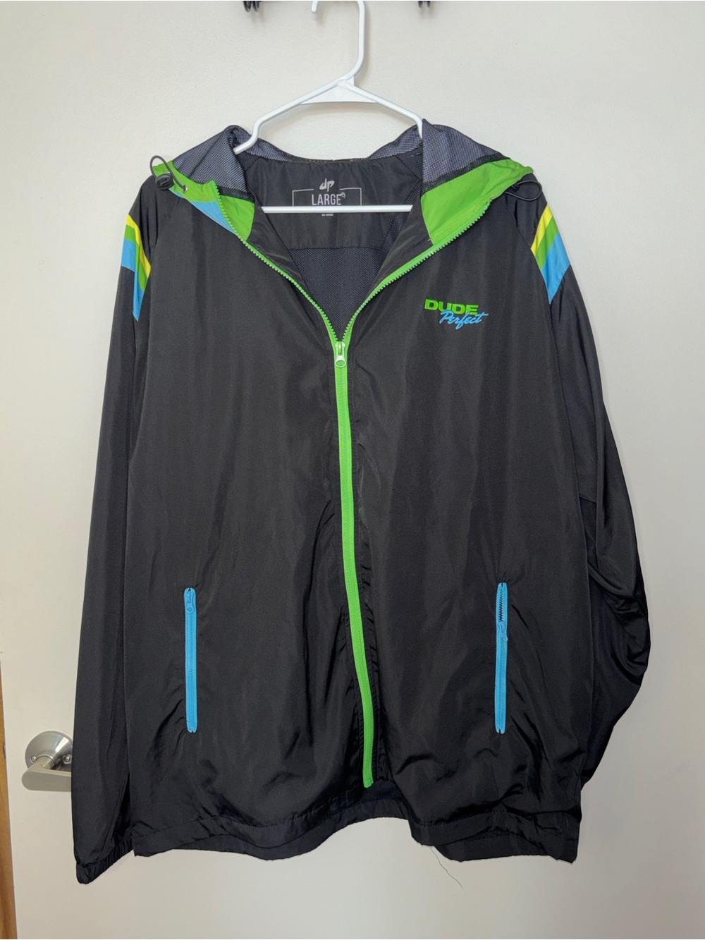 Dude Perfect Men's Black & Lime Windbreaker Jacket